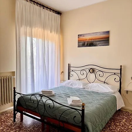 Bilocale Con Balcone A Pochi Minuti Dal Apartment *