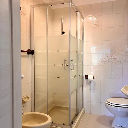 Apartment Bilocale Con Balcone A Pochi Minuti Dal Verbania