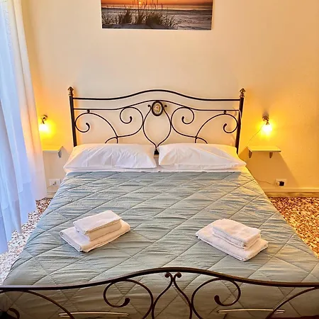 Bilocale Con Balcone A Pochi Minuti Dal Apartment