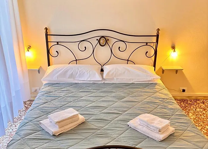 Bilocale Con Balcone A Pochi Minuti Dal Apartment