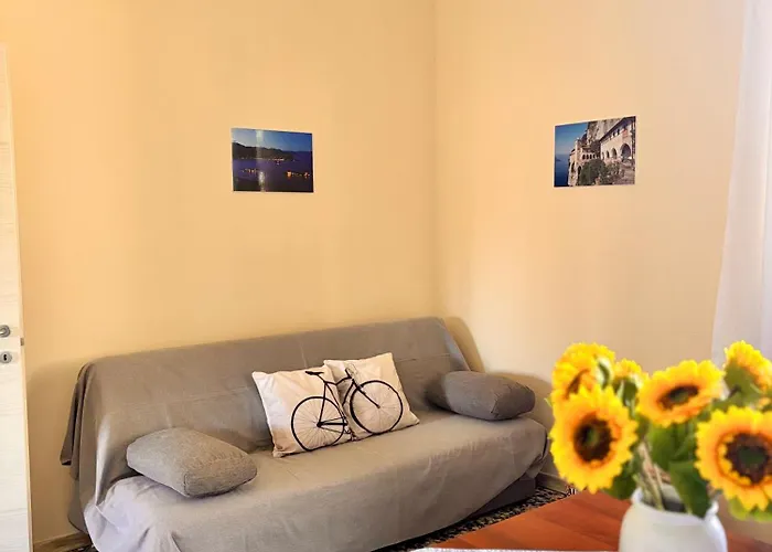 Bilocale Con Balcone A Pochi Minuti Dal Apartment